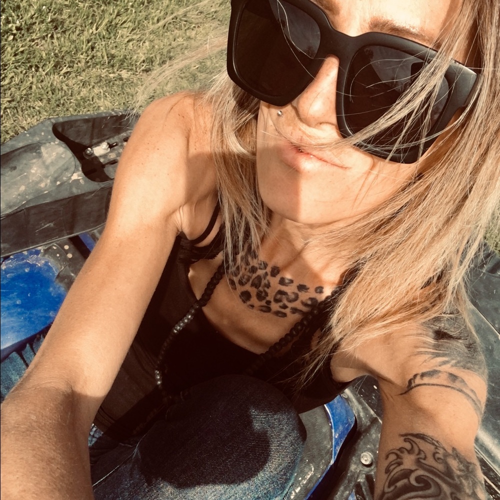 Meet your Posher, Nikole